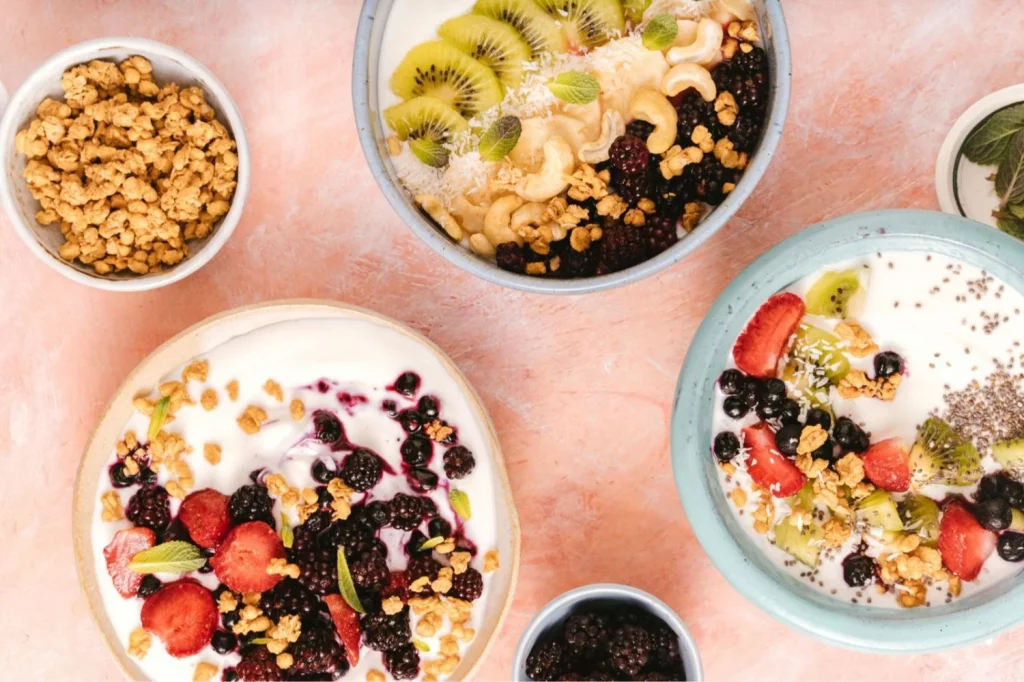 Los huesos necesitan más que calcio, y puedes empezar por darle vitaminas al desayuno