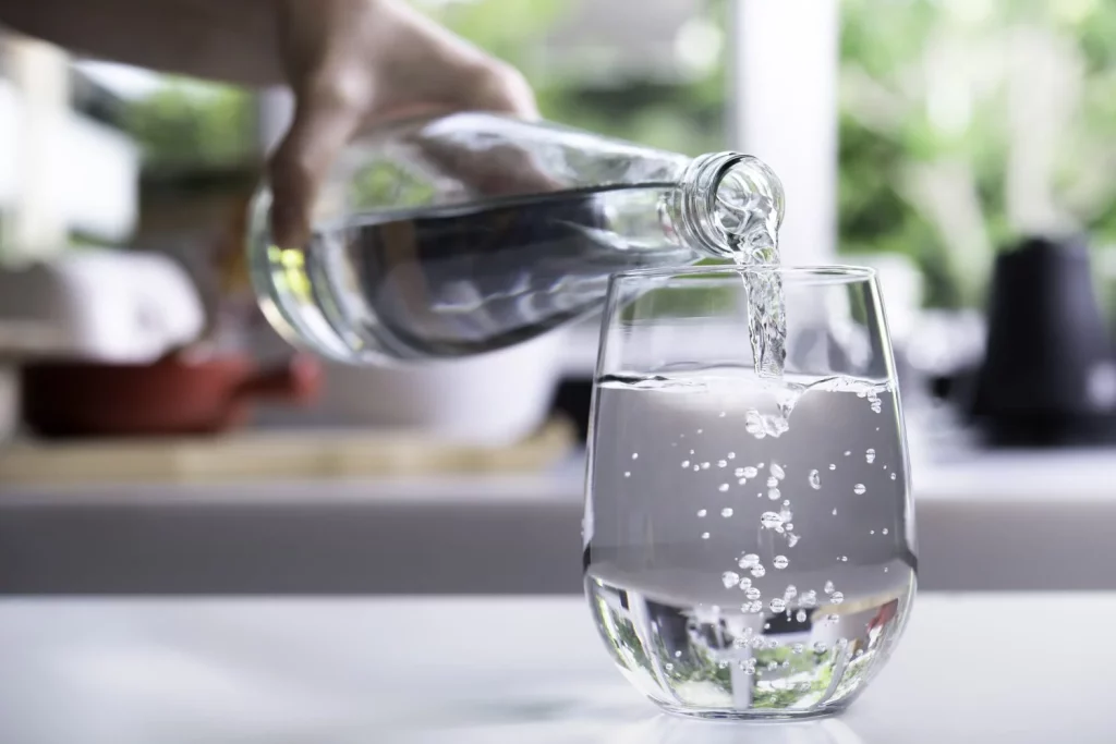 MÁS ALLÁ DE LA BOTELLA: LOS LÍQUIDOS QUE TAMBIÉN CUENTAN Y EL EQUILIBRIO FINAL