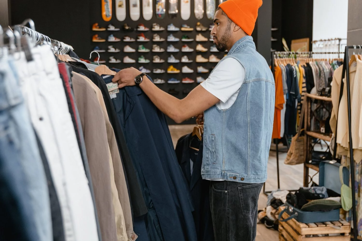 Esta novedosa colección de Bershka ya arrasa entre los hombres modernos que saben vestir bien