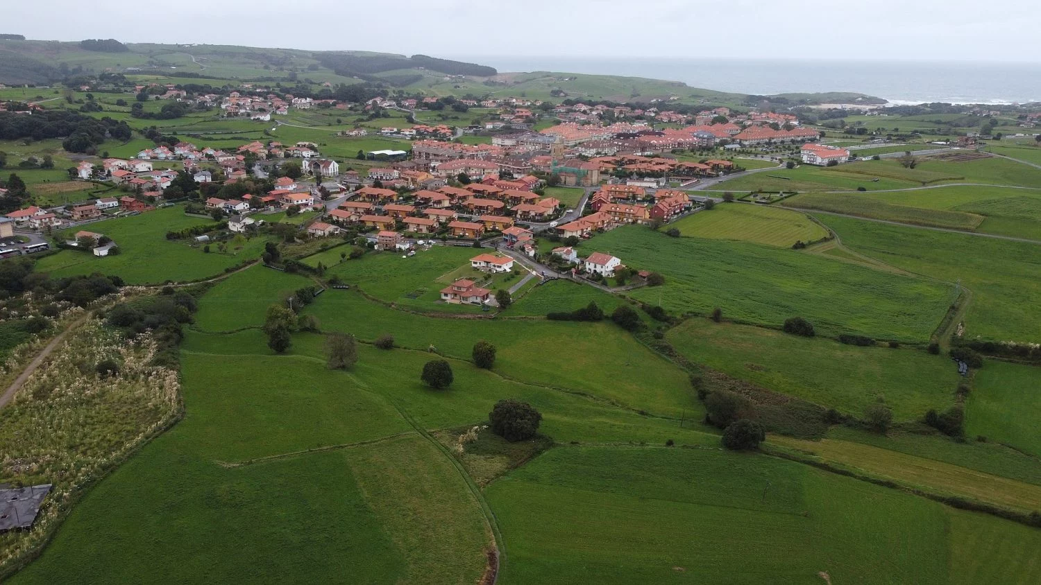 No es Baleares ni Canarias: es un archipiélago en Cantabria con tres islas y menos de 200 visitantes al día