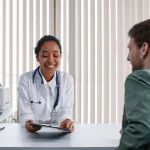 “Tengo 55 años y mis análisis parecen de 30”: el suplemento que mi médico insiste en que no abandone