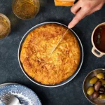 El plato más famoso de España no nació en la cocina de una abuela: la sorprendente historia militar que se esconde detrás de la tortilla de patatas