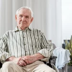 Dr. Luis Mateo (94), médico jubilado: «El secreto de mi memoria no es la dieta, es este hábito de 15 minutos que hago al levantarme y que no es un sudoku»