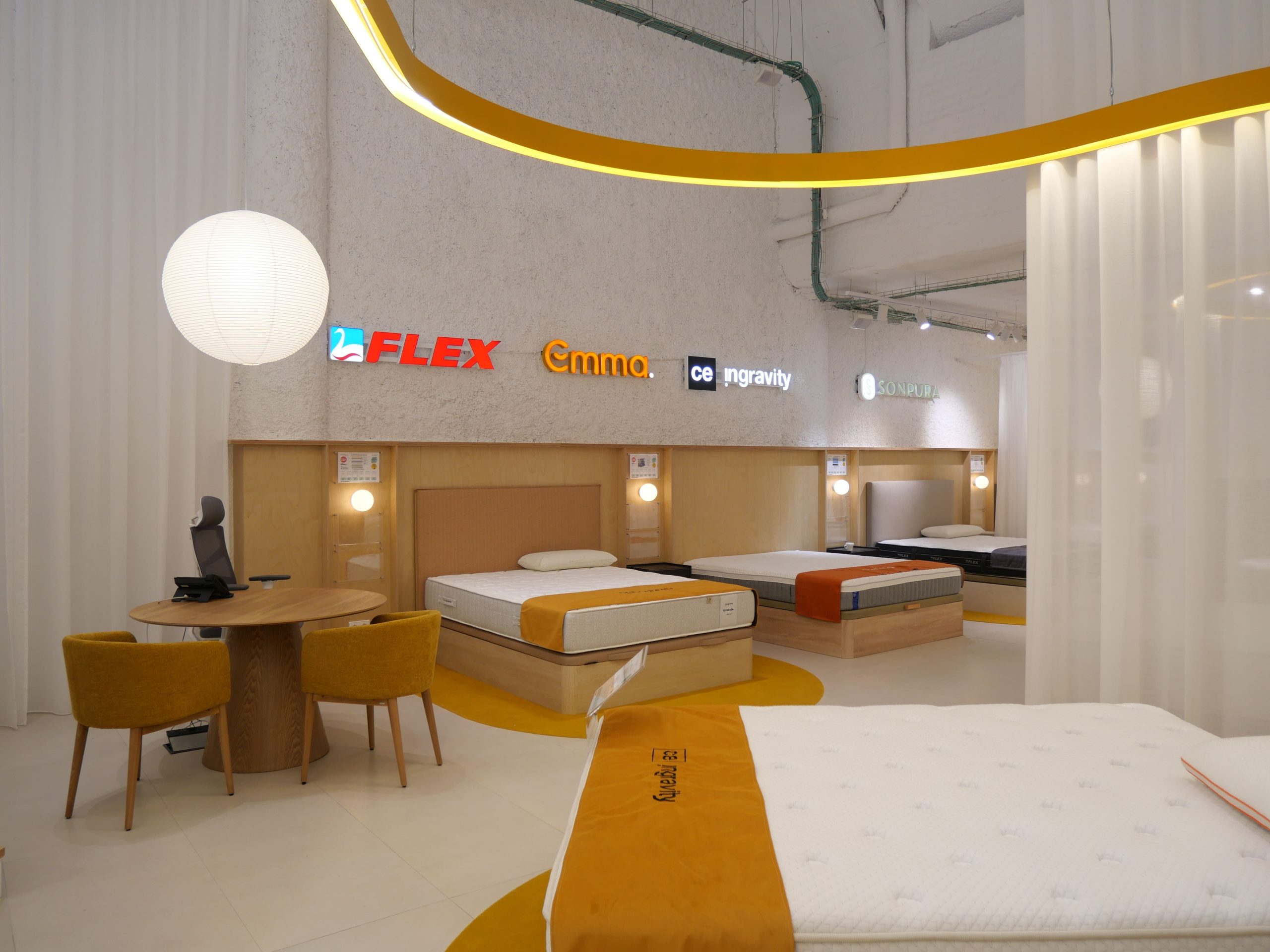 Colchón Exprés inaugura en Ribera de Curtidores una de las mayores tiendas de descanso de Madrid 1 Moncloa interior tienda colchon expres ribera curtidores madrid scaled Moncloa