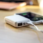Ricardo Giner (41), ex-ingeniero de Apple: «Cargar el iPhone toda la noche no es el problema. El error que destroza la batería es dejar que baje de este porcentaje»