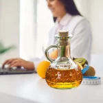 Dr. María Cerdán nutricionista: «El vinagre de manzana sirve, pero tu estómago se podrá enfermar si no lo utilizas de esta forma»
